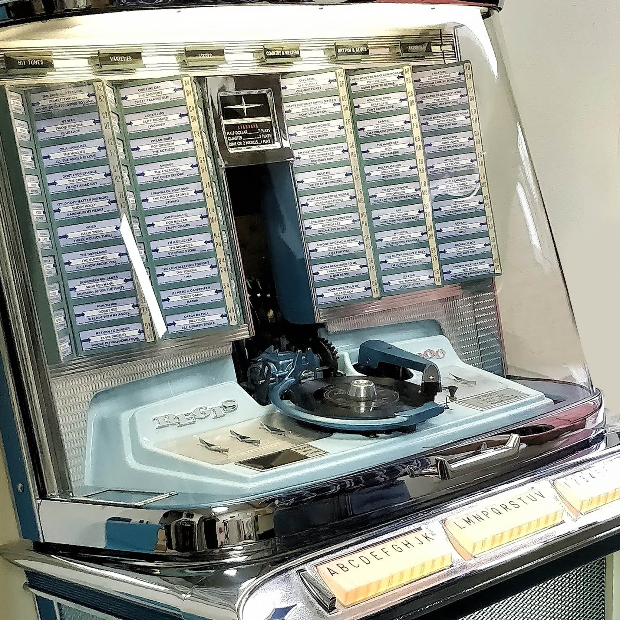 Original 1961 Rock-Ola 1495 Regis 200 Jukebox